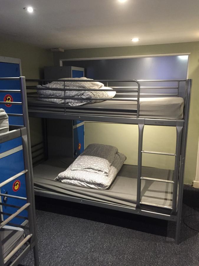 Bobby'S Bunkhouse Hostel EDI Buitenkant foto