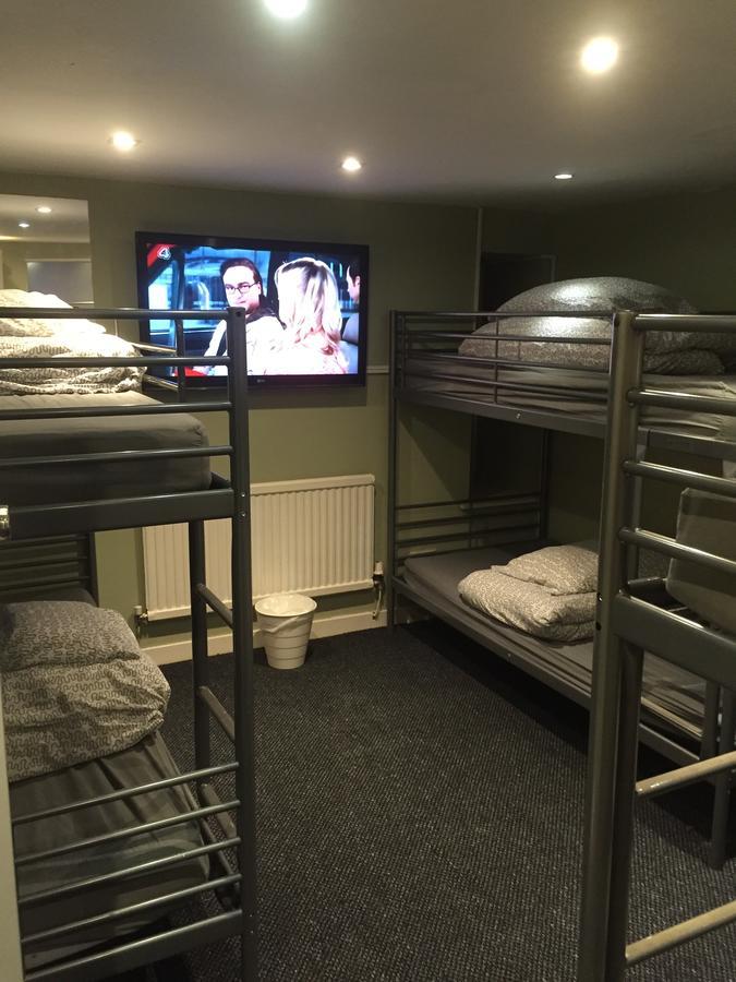 Bobby'S Bunkhouse Hostel EDI Buitenkant foto