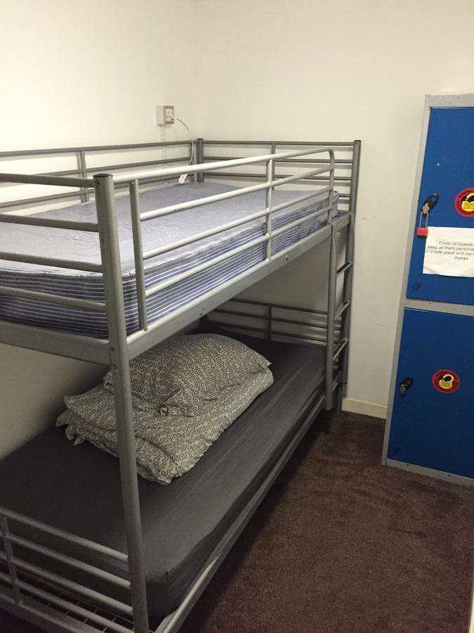 Bobby'S Bunkhouse Hostel EDI Buitenkant foto