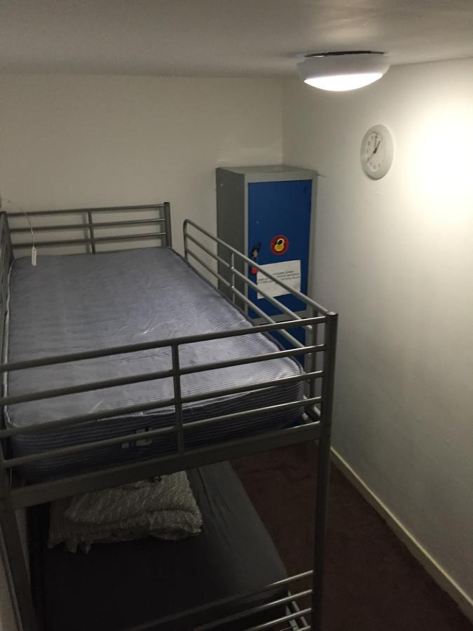 Bobby'S Bunkhouse Hostel EDI Buitenkant foto